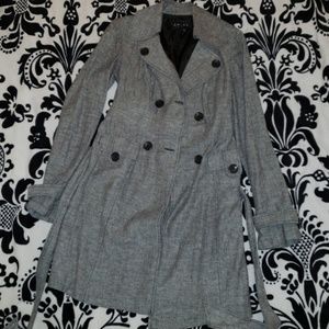 Gorgeous Lightweight Peacoat!